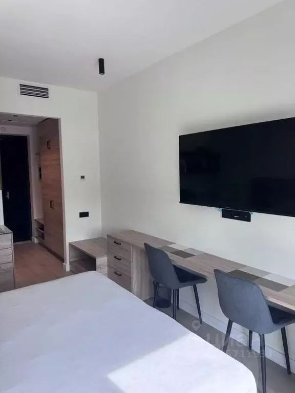 Студия Санкт-Петербург наб. Макарова, 58 (20.0 м) - Фото 1