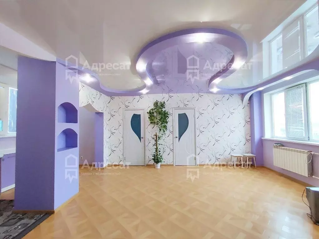 3-к кв. Волгоградская область, Волгоград ул. 51-й Гвардейской Дивизии, ... - Фото 0