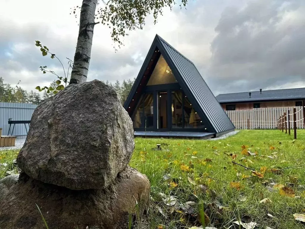 Дом в Ленинградская область, Приозерский район, пос. Сосново ул. ... - Фото 1