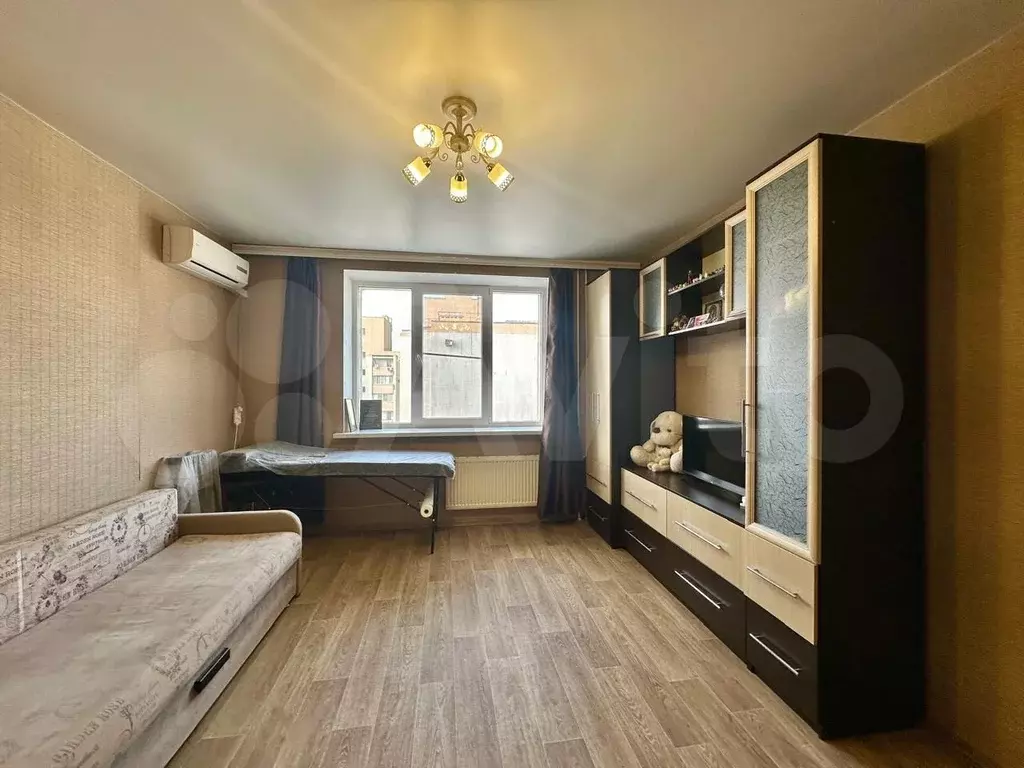 1-к. квартира, 44 м, 8/10 эт. - Фото 0