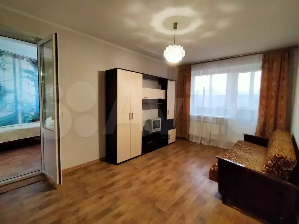 2-к. квартира, 60 м, 4/10 эт. - Фото 0