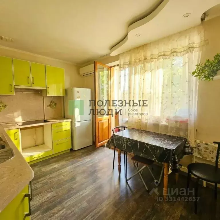 3-к кв. Севастополь, Севастополь, Балаклава г. ул. Коммунаров, 4 ... - Фото 1
