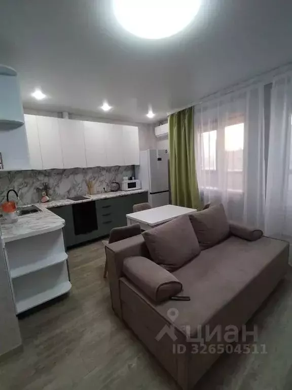 2-к кв. Хакасия, Абакан ул. Кирова, 185к3 (70.0 м) - Фото 1