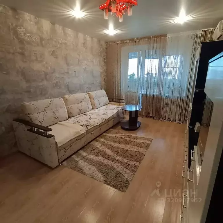 2-к кв. Волгоградская область, Волгоград ул. Маршала Василевского, 4 ... - Фото 1