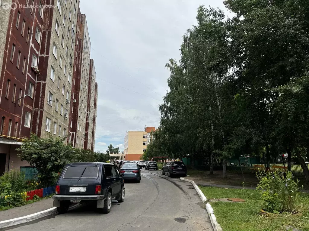 3-комнатная квартира: Орёл, Узловая улица, 3 (65 м) - Фото 1