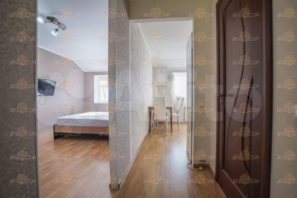 1-к. квартира, 31,9 м, 5/5 эт. - Фото 0