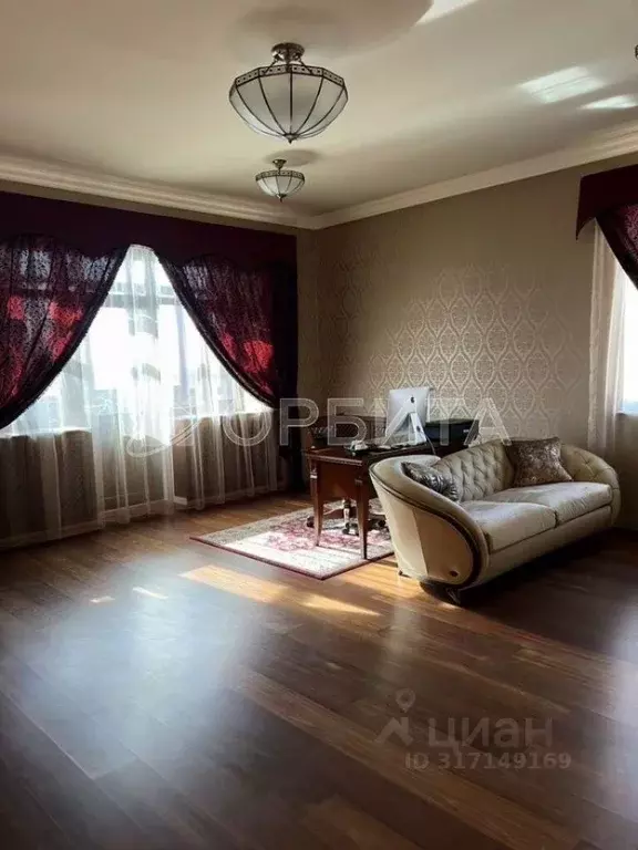5-к кв. Тюменская область, Тюмень ул. Пржевальского, 35 (256.1 м) - Фото 1