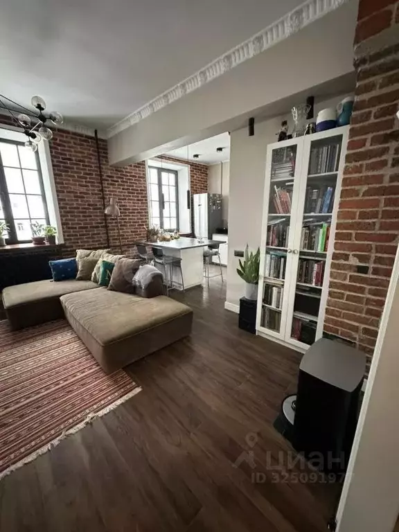 2-к кв. Свердловская область, Екатеринбург пер. Химиков, 4 (57.5 м) - Фото 1