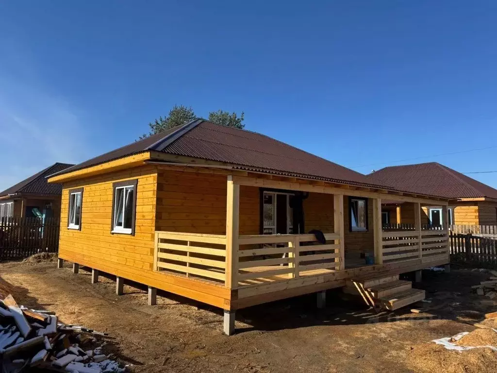 Дом в Иркутская область, Шелеховский район, с. Баклаши Цветочная ул. ... - Фото 1