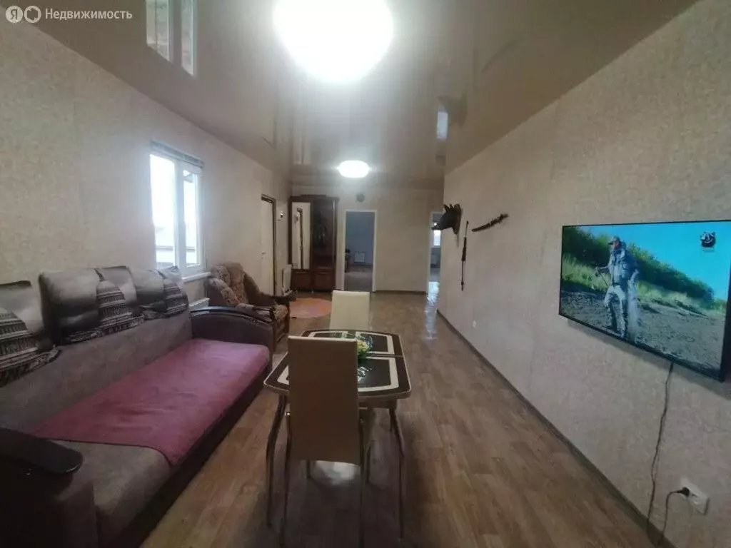 Дом в Волгоградская область, рабочий посёлок Средняя Ахтуба, Рудовская ... - Фото 1