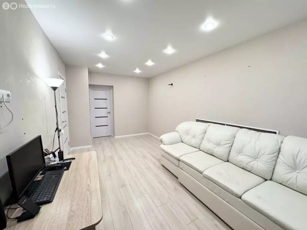 2-комнатная квартира: Киров, улица Молодой Гвардии, 96 (44.3 м) - Фото 1