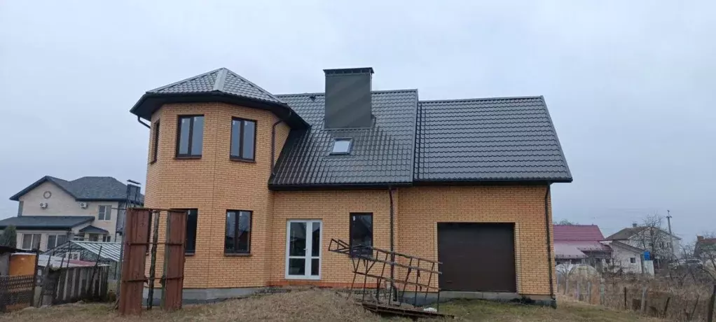Дом в Брянская область, Брянск Бежицкая ул., 143 (280 м) - Фото 0