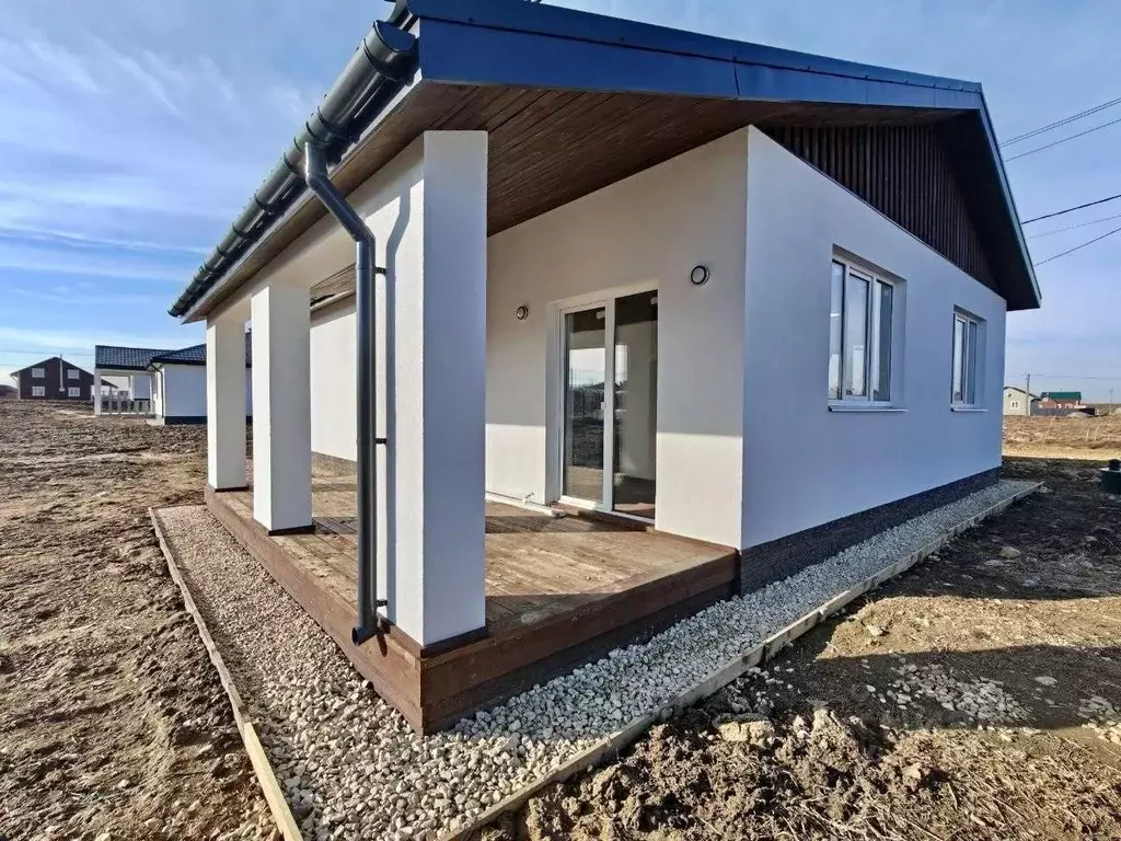 Дом в Ленинградская область, Ломоносовский район, Лопухинское с/пос, ... - Фото 1