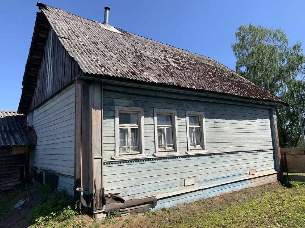 Дом в Новгородская область, Новгородский район, Савинское с/пос, д. ... - Фото 1