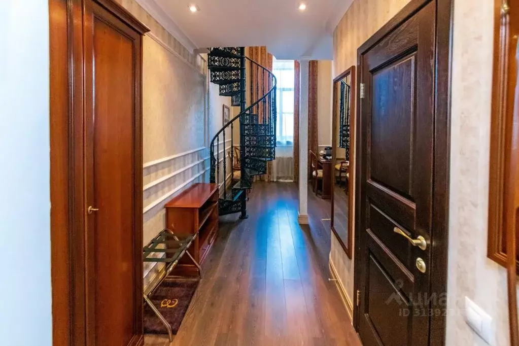 Комната Санкт-Петербург Миллионная ул., 10 (18.0 м) - Фото 2