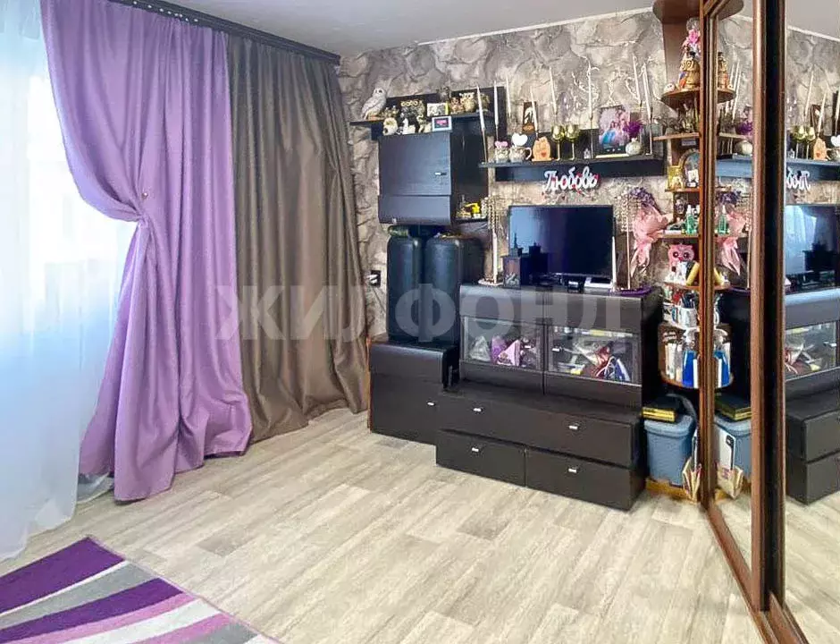 Продаётся 4-к квартира, 90.1 м - Фото 1