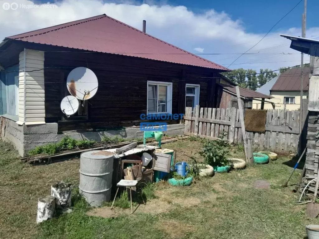Дом в Зональное, Октябрьская улица, 2 (18.16 м) - Фото 0