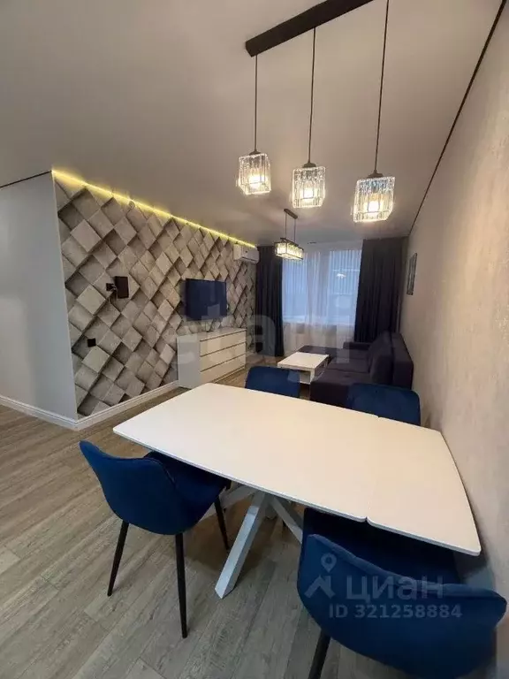 2-к кв. Тюменская область, Тюмень Харьковская ул., 72Б (67.2 м) - Фото 1