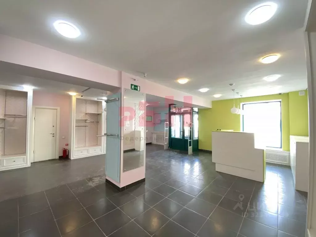 Торговая площадь в Курганская область, Курган ул. Гоголя, 80 (127 м) - Фото 2