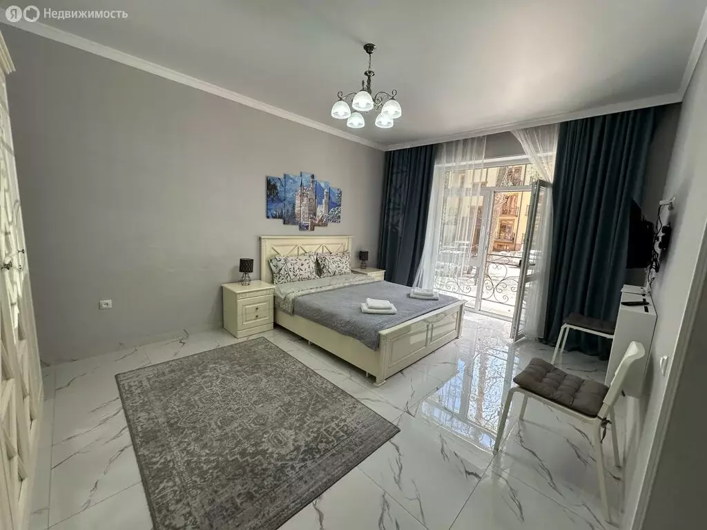 1-комнатная квартира: село Эльбрус, Балкарская улица, 21с4 (38 м) - Фото 1