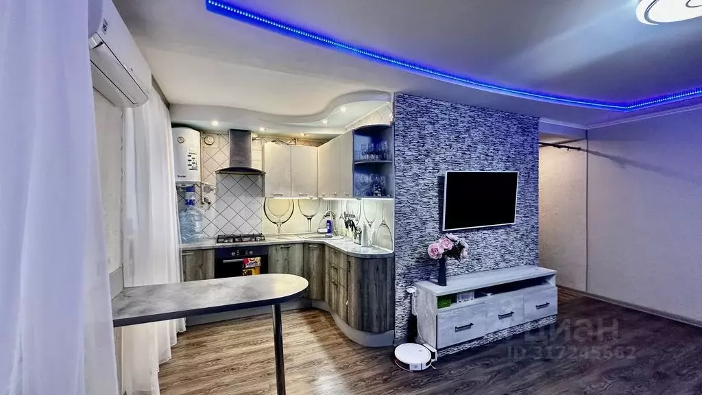 3-к кв. Оренбургская область, Оренбург ул. Маршала Жукова, 32 (43.3 м) - Фото 0