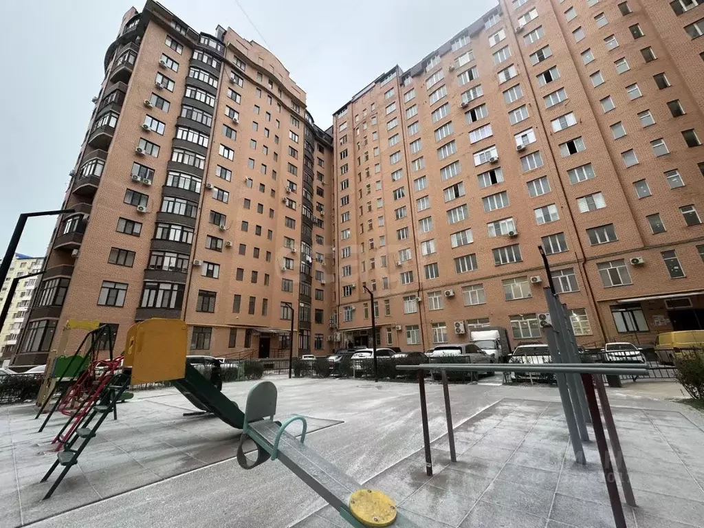 1-к кв. Дагестан, Каспийск ул. Магомедали Магомеджановa, 2 (56.0 м) - Фото 1
