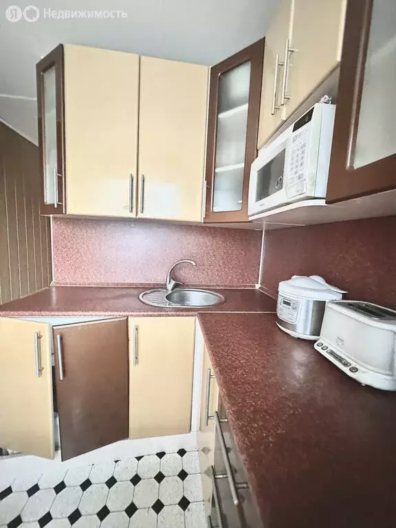 3-комнатная квартира: Набережные Челны, проспект Вахитова, 25 (58.3 м) - Фото 0