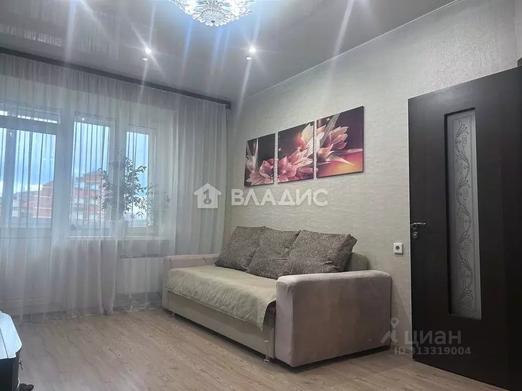 2-к кв. Бурятия, Улан-Удэ ул. Трубачеева, 152А (55.1 м) - Фото 0