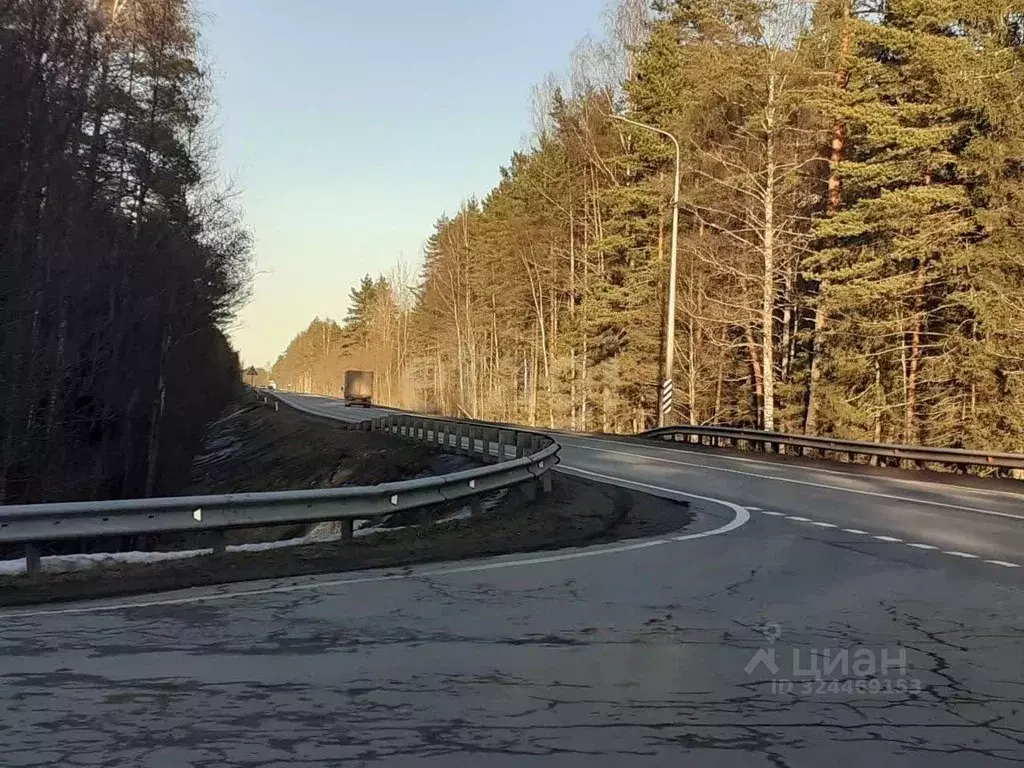 Участок в Ленинградская область, Волховский район, Иссадское с/пос, ... - Фото 1
