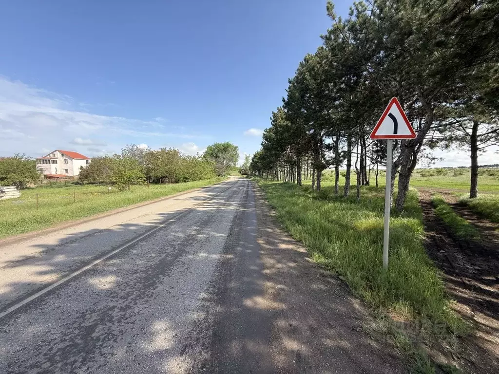 Участок в Крым, Симферопольский район, Трудовское с/пос, Трудовые ... - Фото 1