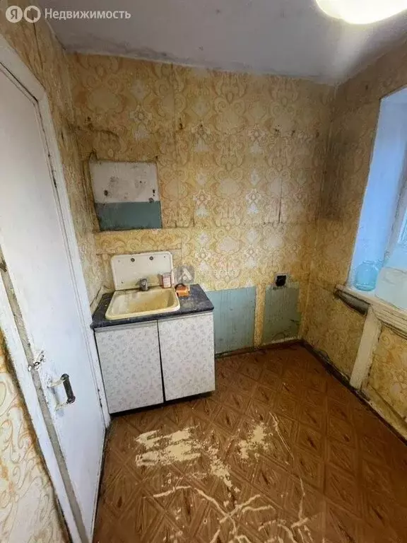 3-комнатная квартира: Тюмень, улица 50 лет Октября, 32 (56 м) - Фото 2