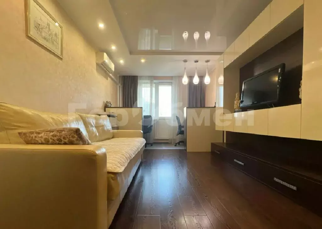 Продается 3-комнатная квартира - Фото 2