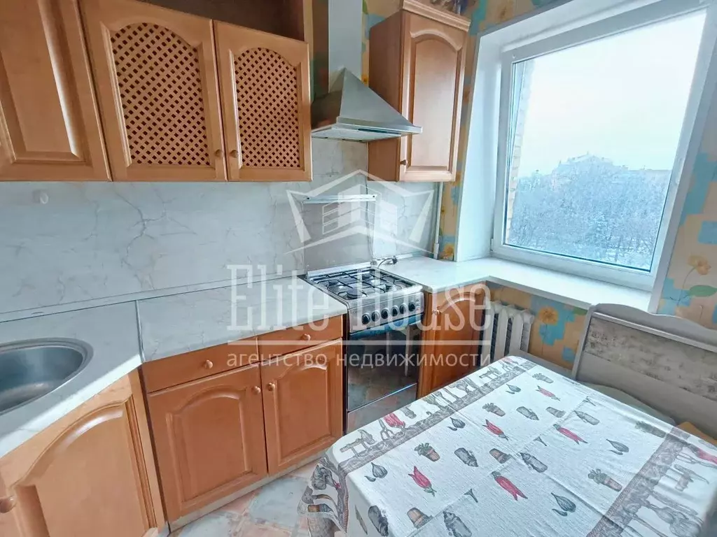 2-к кв. Калужская область, Калуга пл. Мира, 2 (42.0 м) - Фото 1