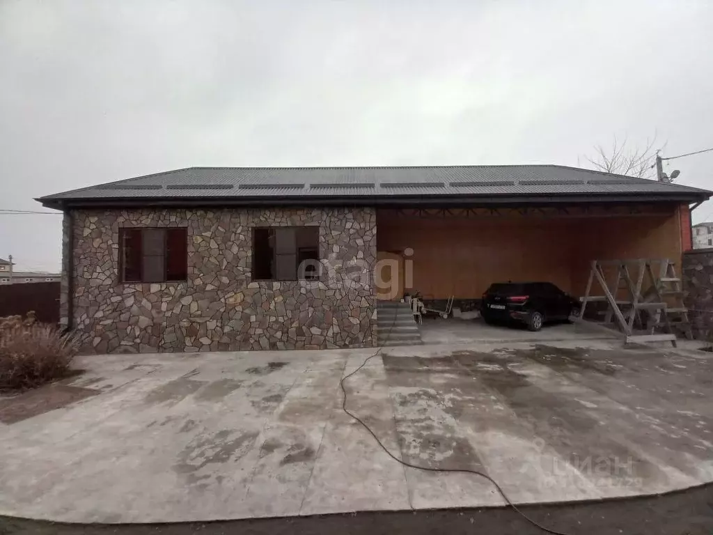Дом в Ингушетия, Назрань Хвойная ул. (80 м) - Фото 0
