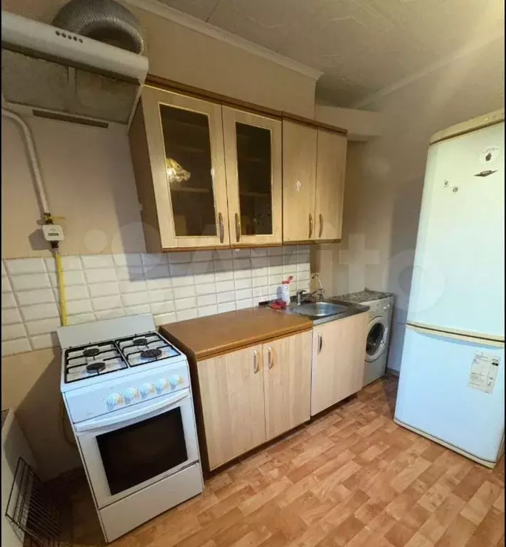 2-к. квартира, 55 м, 1/10 эт. - Фото 0