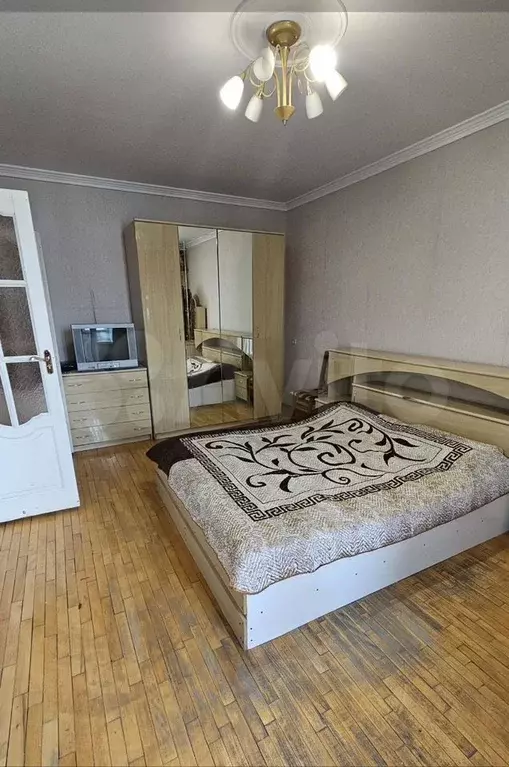 1-к. квартира, 42 м, 9/9 эт. - Фото 1