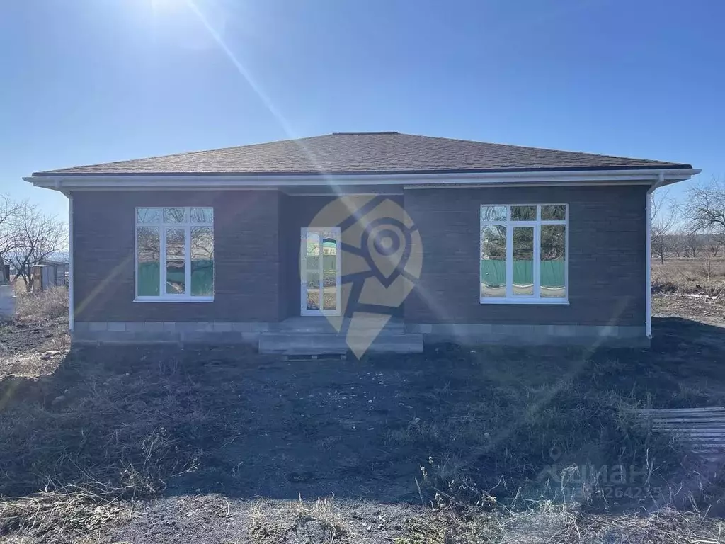 Коттедж в Белгородская область, Старооскольский городской округ, с. ... - Фото 1