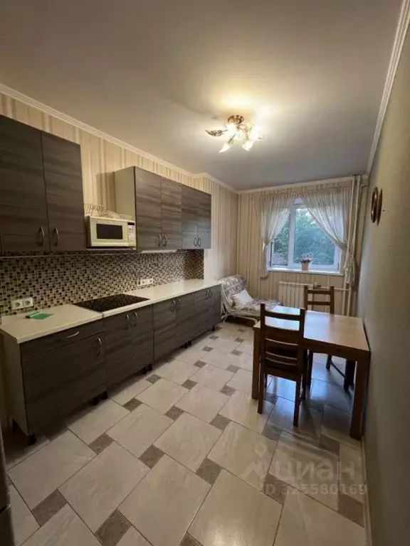 2-к кв. Московская область, Химки Сходня мкр, ул. Ленина, 33 (69.6 м) - Фото 1