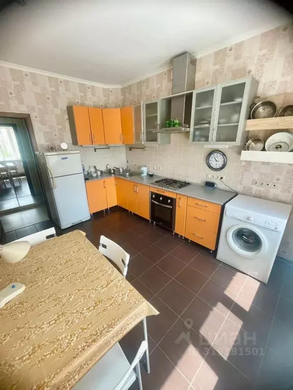 2-к кв. Краснодарский край, Геленджик Октябрьская ул., 43А (56.0 м) - Фото 1