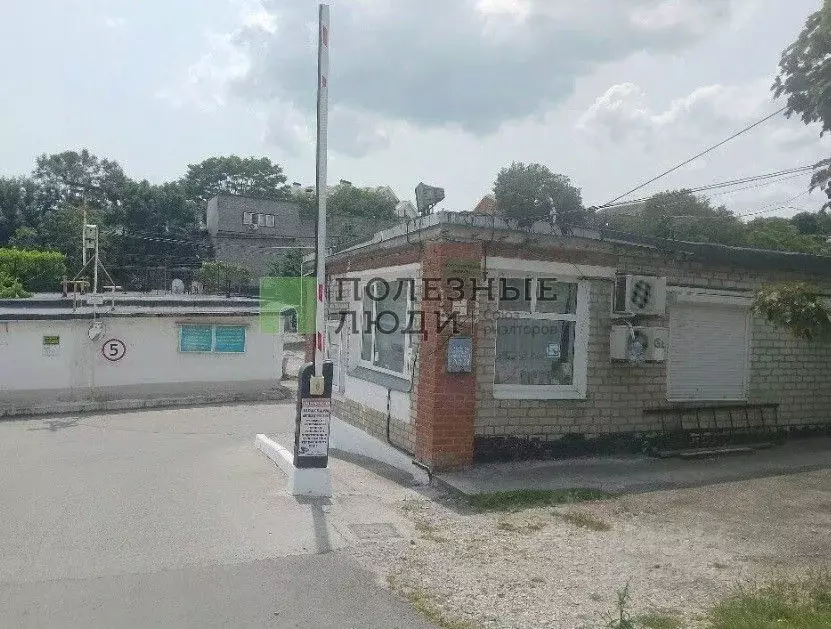 Гараж в Краснодарский край, Новороссийск Волгоградская ул., 105 (23 м) - Фото 1