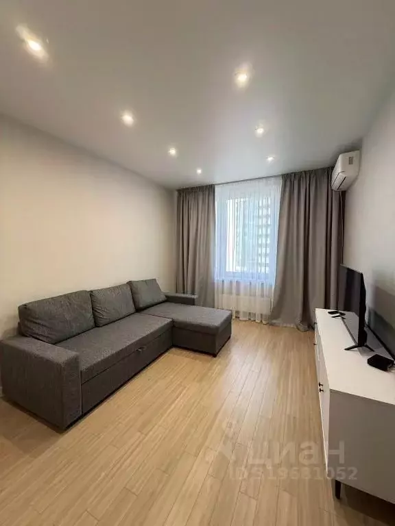 1-к кв. Татарстан, Казань ул. Мансура Хасанова, 13А (35.0 м) - Фото 1