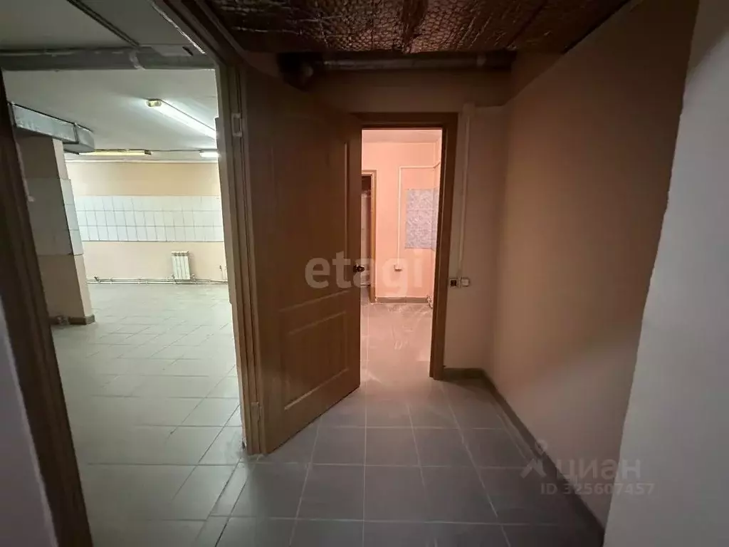 Торговая площадь в Смоленская область, Смоленск ул. Рыленкова, 89А ... - Фото 1