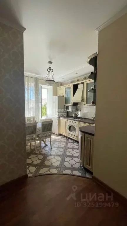 3-к кв. Севастополь ул. Большая Морская, 26 (62.5 м) - Фото 0