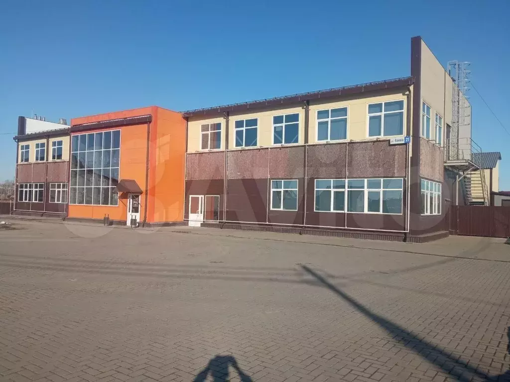Помещения свободного назначения с земельным участком - Фото 0