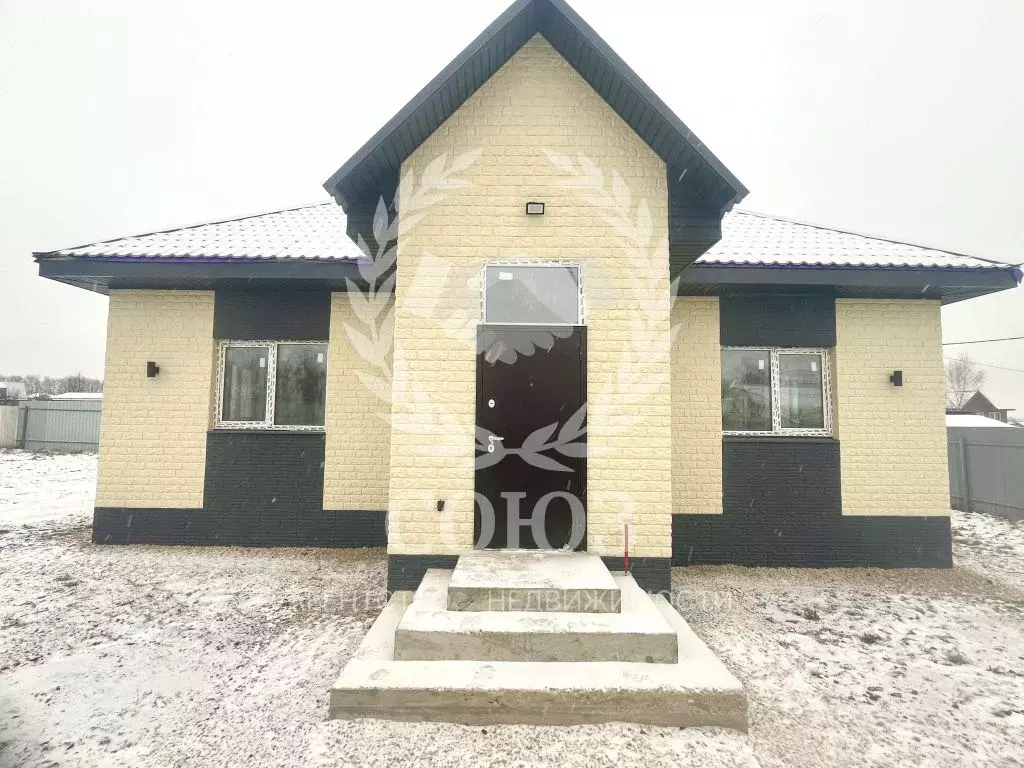 Дом в Тульская область, Заокский район, Страховское с/пос, д. Темьянь ... - Фото 1