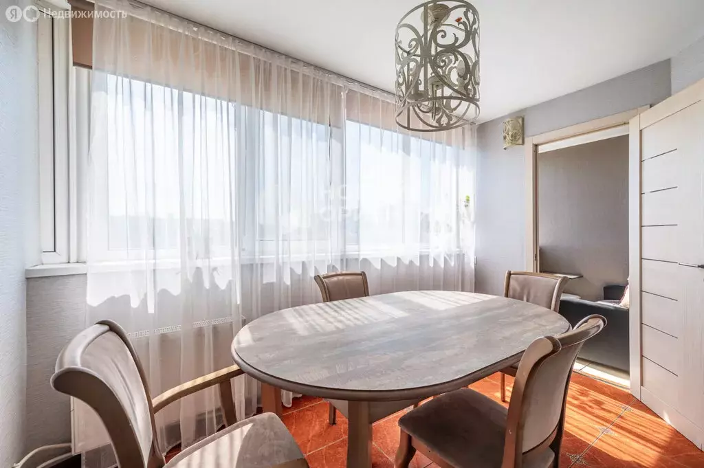 3-комнатная квартира: Екатеринбург, улица Чкалова, 252 (82.4 м) - Фото 1
