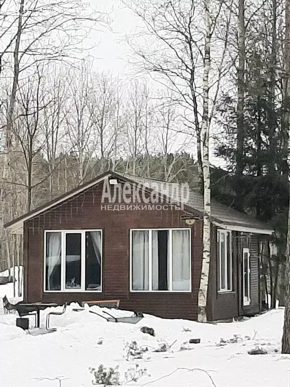 Дом в Ларионовское сельское поселение, посёлок Моторное (36 м) - Фото 1