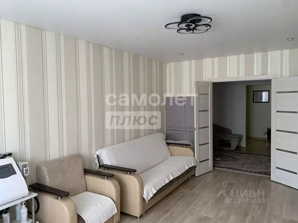 2-к кв. Липецкая область, Липецк ул. И.В. Свиридова, 20к2 (83.3 м) - Фото 1