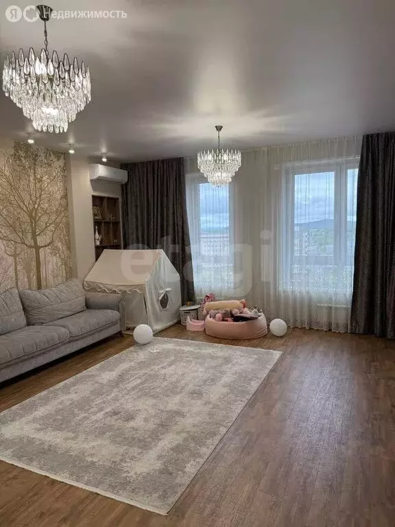 2-комнатная квартира: Абакан, улица Комарова, 7Б (62.5 м) - Фото 0