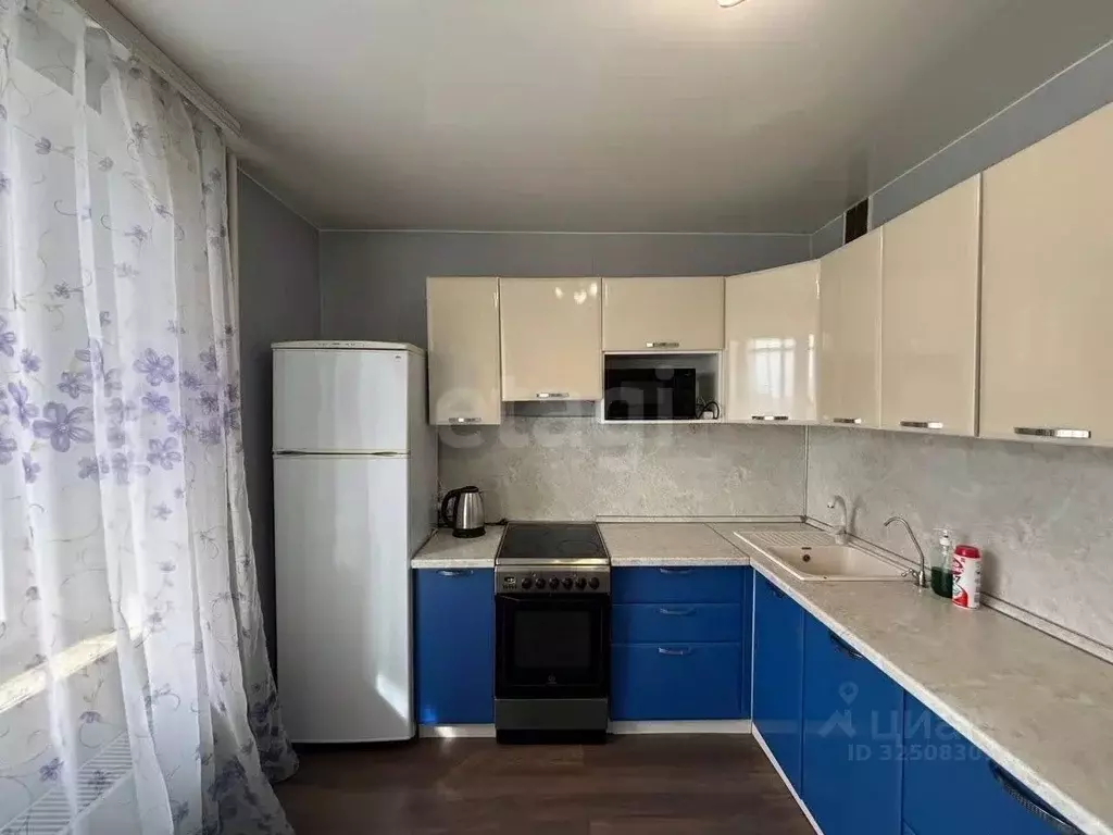 1-к кв. Тюменская область, Тюмень Кремлевская ул., 112к2 (43.6 м) - Фото 2